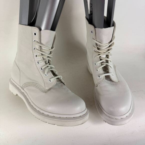 Dr. Martens 1460 Pascal Mono Chelsea Boots Women 9 White Leather Lace Up Pull On - Picture 1 of 9